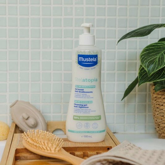 Mustela Stelatopia Cleansing Gel 500ml Ambience Image