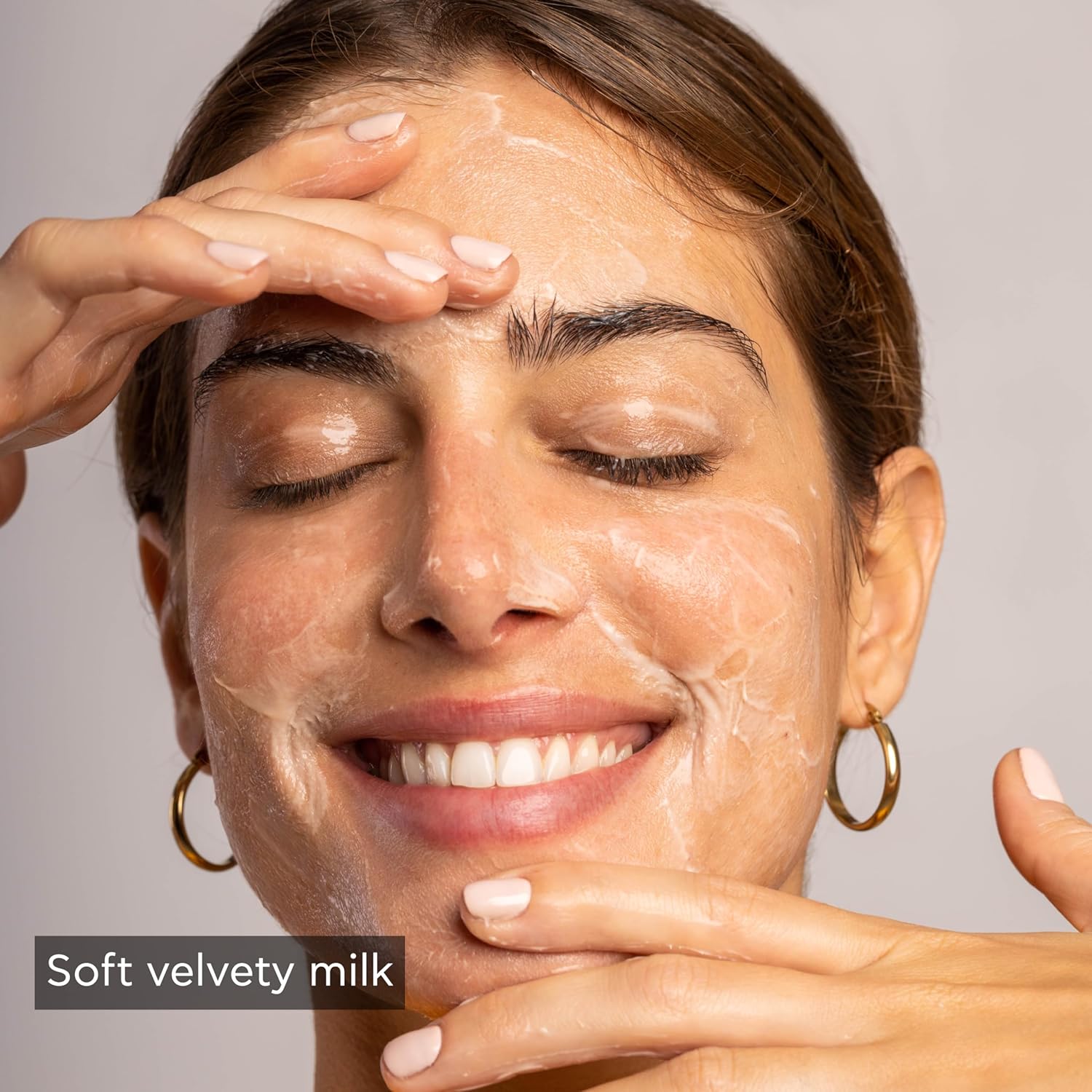 Apivita 3-in-1 Cleansing Milk 200ML