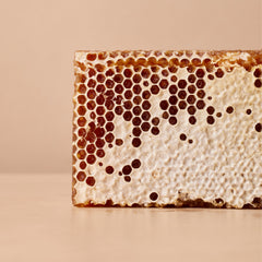 Mustela Gentle Soap 100g Product Honey Ingredient

